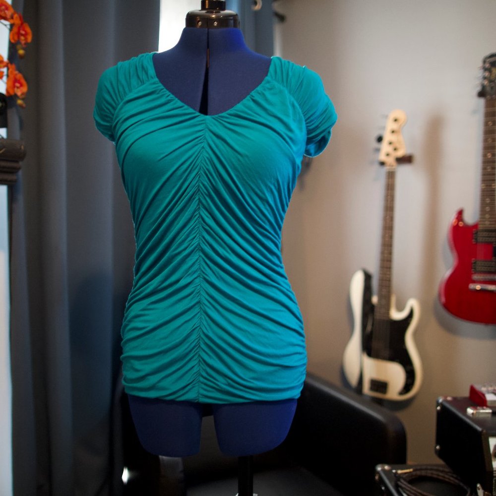 Express V-Neck Short Sleeve Blouse - Small